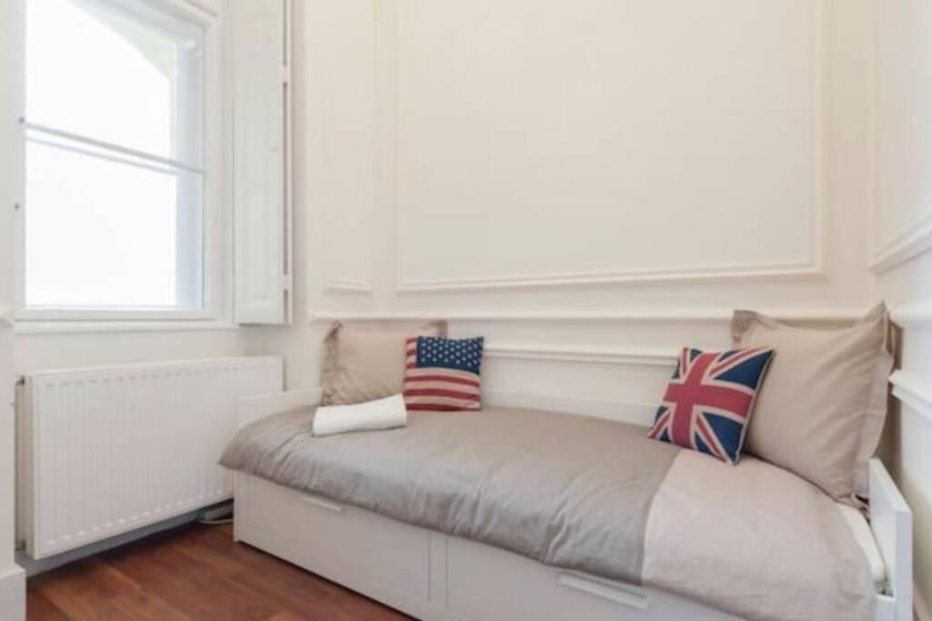 Luxury Art Deco Suite Close To Museum Of Fine Arts بودابست المظهر الخارجي الصورة