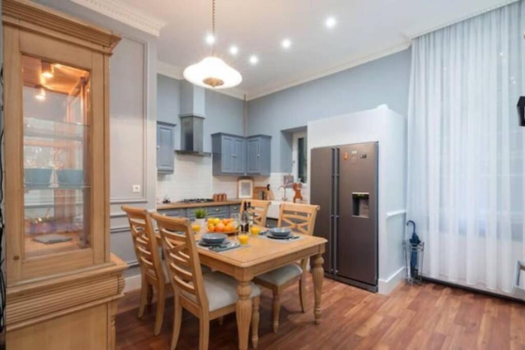 Luxury Art Deco Suite Close To Museum Of Fine Arts بودابست المظهر الخارجي الصورة